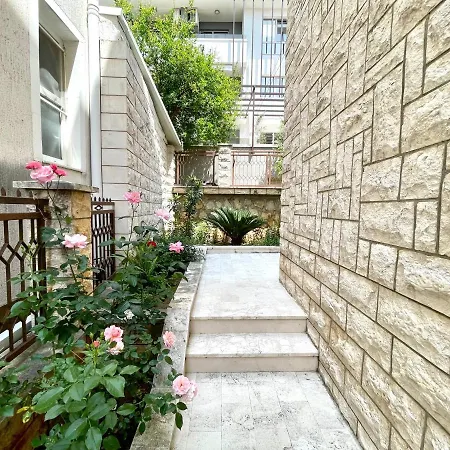 Mirjana Apartman *